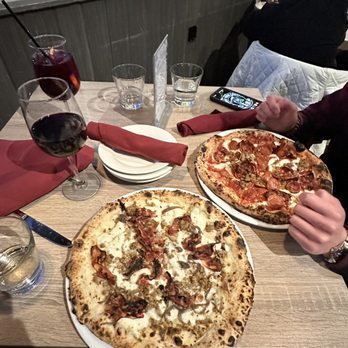 Blade 1936 - Meatlover Pizza and Gorgonzola Pizza with salsiccia (fennel sausage) - Pizza Near Me - Oceanside, California