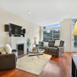 More Decor - Staged Redmond Property
