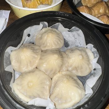 Nan Xiang Express  - Traditional soup dumplings - Shanghainese Near Me - Boston, Massachusetts