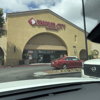 Jollibee - Entrance to Jollibee - Fast Food Near Me - Irvine, California Jollibee - Entrance to Jollibee - Fast Food Near Me - Irvine, California