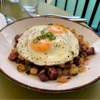 Unconventional Diner - Corned Beef Hash - Breakfast & Brunch Near Me - Washington, DC, District of Columbia