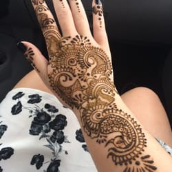 Mahboob Salon & Spa - $25 henna from Mahboob!