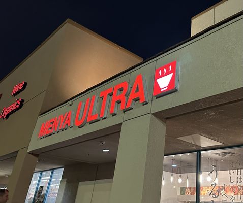 Menya Ultra Mira Mesa by null Menya Ultra Mira Mesa by null