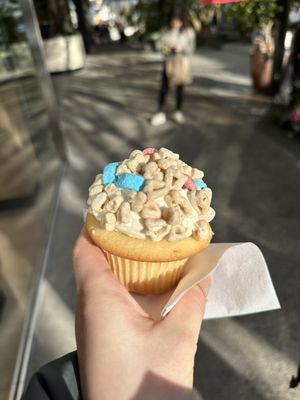 Trophy Cupcakes & Party - University Village by null