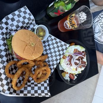 The Wellhouse - Pizza Near Me - Happy Jack, Arizona