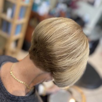 Queena’s Haircuts - Hair Salons Near Me - Oxnard, California Queena’s Haircuts - Hair Salons Near Me - Oxnard, California