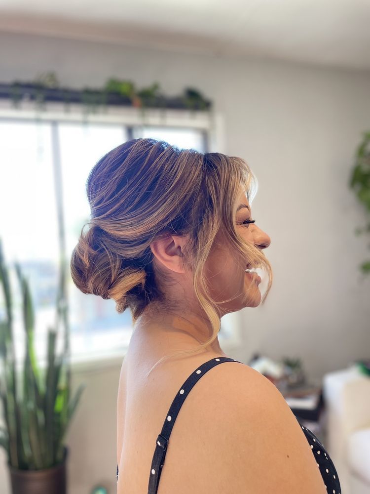 Love Laura Rocha Logo