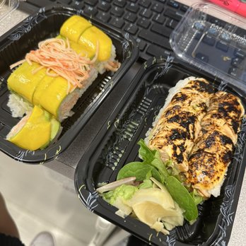 YoFresh Yogurt Cafe - Ridgewood Special Roll / Magical Special Roll - Desserts Near Me - Ridgewood, New York
