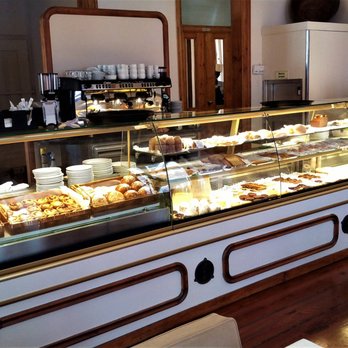 Confeitaria Nacional - There is yet another service counter upstairs. - Bakeries Near Me - Lisbon, 11 Confeitaria Nacional - There is yet another service counter upstairs. - Bakeries Near Me - Lisbon, 11