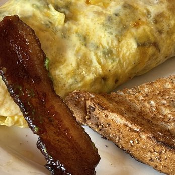 Hen House Eatery - Farmers Wife Omelet - Breakfast & Brunch Near Me - Minneapolis, Minnesota
