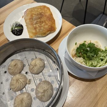 dan modern chinese - crispy veg dumplings, sesame noodles, pork and shrimp xlb - Chinese Near Me - Long Beach, California