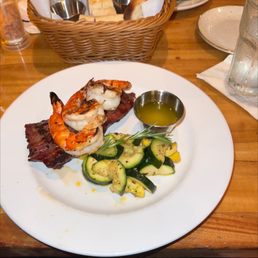 BUZZ’S - Updated March 2026 - 1702 Photos & 1638 Reviews - 413 Kawailoa ...