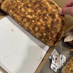 The Original Grazianos - Pizza uncut