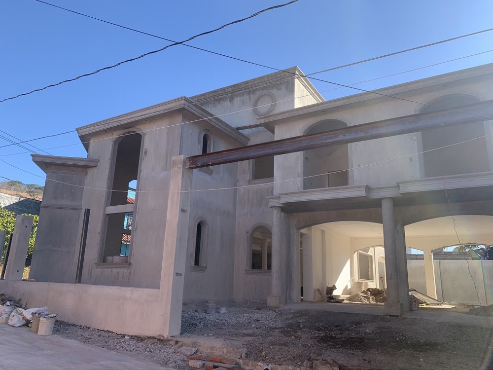 Slide of Pinnacle Construction Group