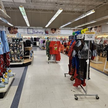 Toys"R"Us - Children's Clothing Near Me - Pickering, Ontario Toys"R"Us - Children's Clothing Near Me - Pickering, Ontario