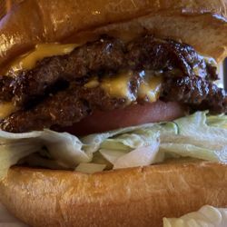 Lucky Smash Burger - All All-In Classic Burger