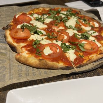Firestone Walker - Paso Robles - The Brewmaster Pizza - Breweries Near Me - Paso Robles, California Firestone Walker - Paso Robles - The Brewmaster Pizza - Breweries Near Me - Paso Robles, California