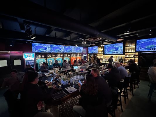 Old Tom's Sports Bar Kendall by null