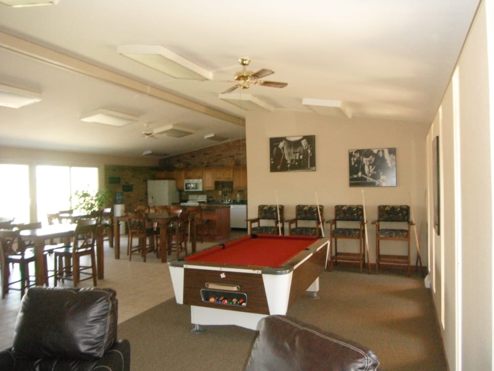 Briarwick Apartments - property management company in Greenfield, WI