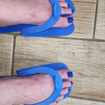 Venetian Nails - Pedicure - Nail Salons Near Me - Chicago, Illinois