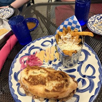 Los Azulejos Restaurant - Mexican Near Me - San Antonio, Texas