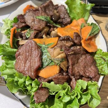 Thai Noodles Cafe - Thai Near Me - Libertyville, Illinois