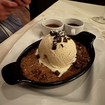 Halls Chophouse - Steakhouses Near Me - Charleston, South Carolina