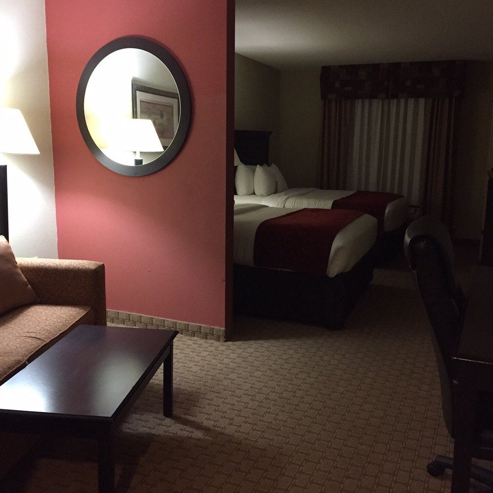 Comfort Suites Bloomington I-55 And I-74 - Hotels Near Me - Bloomington, Illinois Comfort Suites Bloomington I-55 And I-74 - Hotels Near Me - Bloomington, Illinois