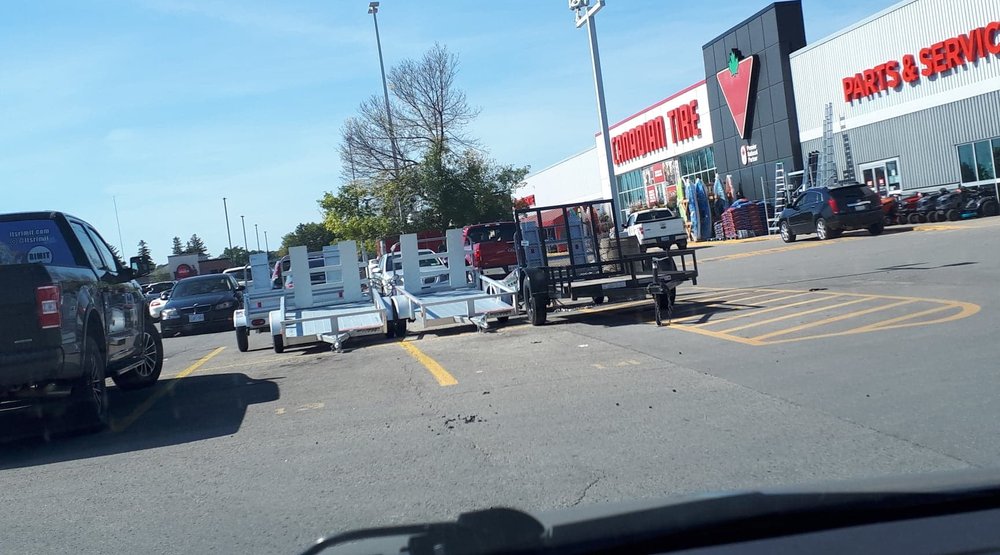 CANADIAN TIRE ALLISTON 110 Young Street, Alliston, Ontario