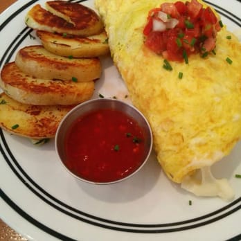 Humble Bee - Portobello mushroom, cheese, tomato, salsa, potatoes... Breakfast all day during the weekends - Breakfast & Brunch Near Me - Northridge, California Humble Bee - Portobello mushroom, cheese, tomato, salsa, potatoes... Breakfast all day during the weekends - Breakfast & Brunch Near Me - Northridge, California