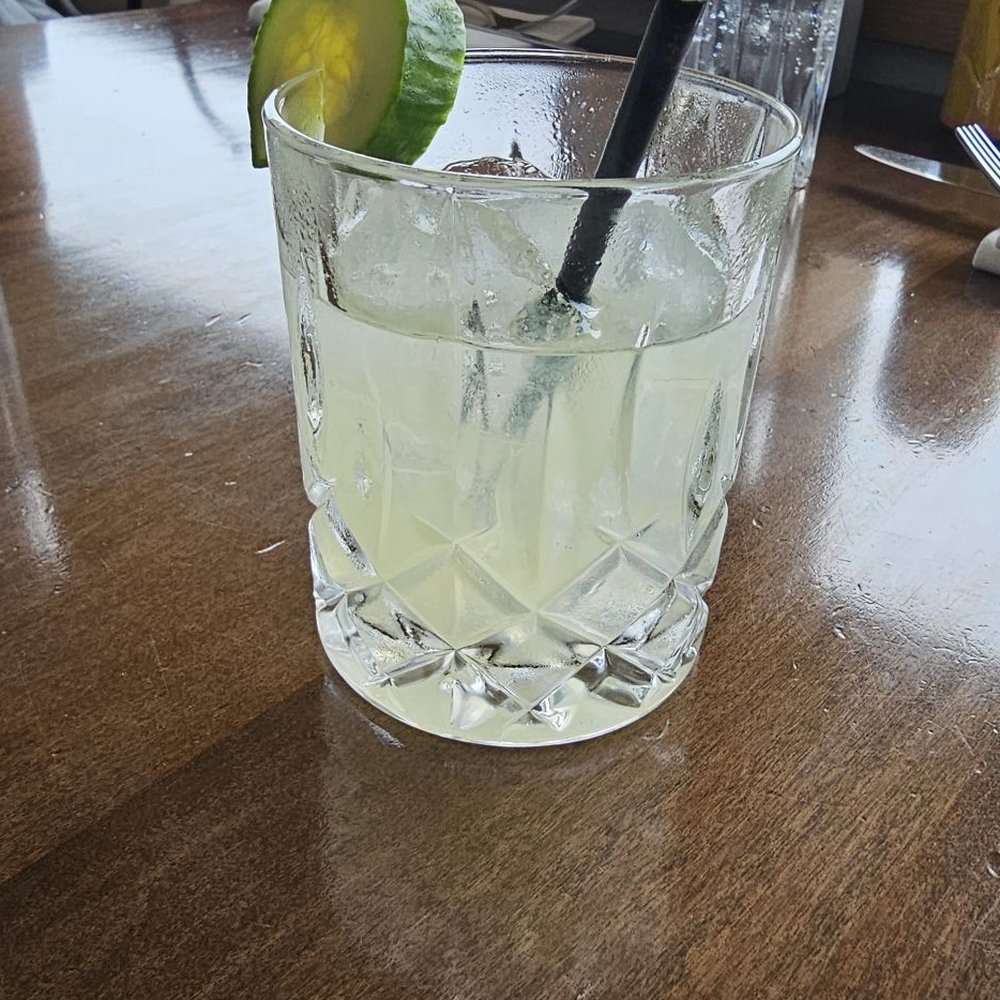 V's restaurant + bar - V's Elder Daisy - Italian Near Me - Malibu, California