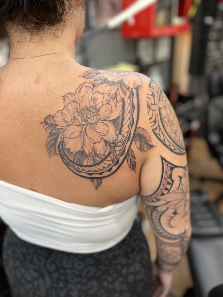 Huakai’i Ink Logo