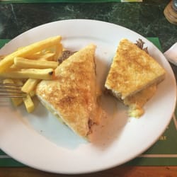 Queen's Salón de Té y Pastelería