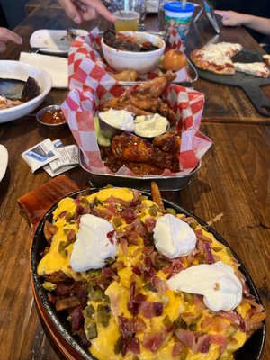 Tuck'd Away Bar and Grill by null