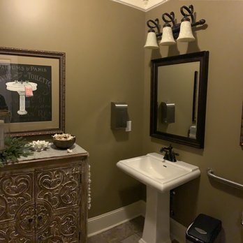 Scott Campbell Salon - Bathroom - Hair Salons Near Me - Huntsville, Alabama Scott Campbell Salon - Bathroom - Hair Salons Near Me - Huntsville, Alabama