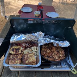 Acorn Acres Campground - Breakfast at camp!
