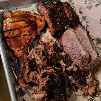 Lagerheads - Sampler - Barbeque Near Me - Medina, Ohio
