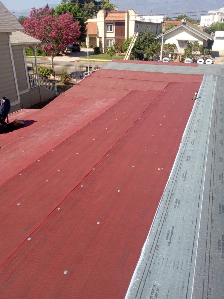 Slide of Hernandez Roofing