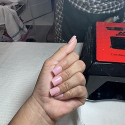 T & P Nails