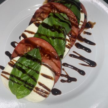 Grico's South - Mozzarella, Basil, Tomatoes - Comfort Food Near Me - Nanticoke, Pennsylvania Grico's South - Mozzarella, Basil, Tomatoes - Comfort Food Near Me - Nanticoke, Pennsylvania