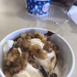 Baskin-Robbins - My sister and I are chilling enjoying sundaes