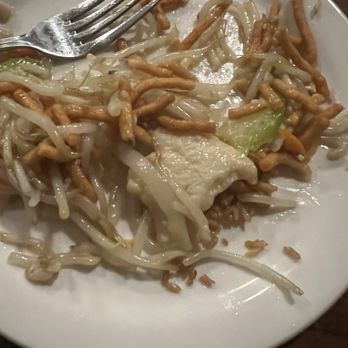 New Chinese Cuisine - Chicken chow mein - Chinese Near Me - Forest Grove, Oregon