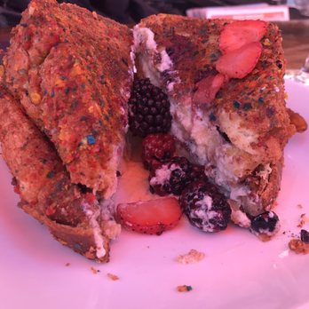 OHSO Brewery- Arcadia - Fruity Pebbles French toast - Breweries Near Me - Phoenix, Arizona OHSO Brewery- Arcadia - Fruity Pebbles French toast - Breweries Near Me - Phoenix, Arizona