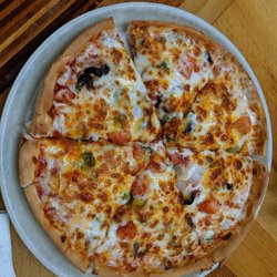 D'mario's Pizza - Small vegetarian pizza