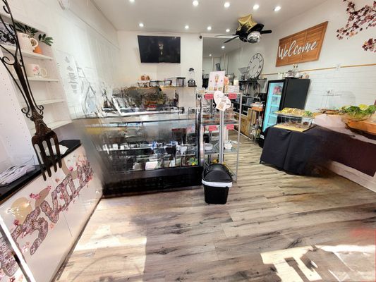 Between the Bread Cafe by null