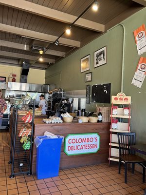 Colombo's Deli by null