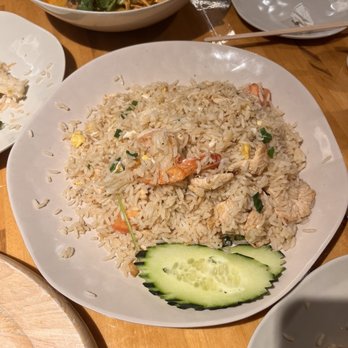 Manaow - Mixed Fried Rice - Thai Near Me - Long Beach, California Manaow - Mixed Fried Rice - Thai Near Me - Long Beach, California