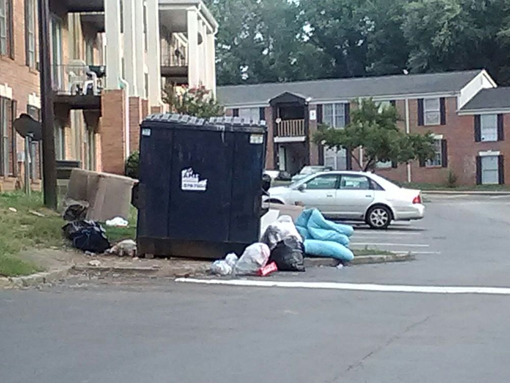 PARKVIEW APARTMENTS Updated October 2024 360 Riverside Pkwy