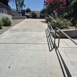 Too steep ramp into hotel, P5