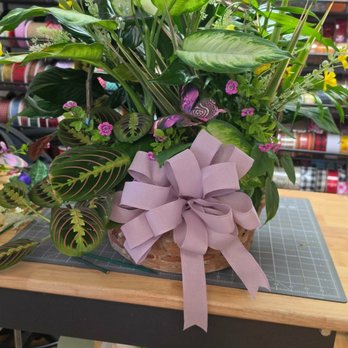 Alisa's Unique Designs - Florists Near Me - Spencer, West Virginia Alisa's Unique Designs - Florists Near Me - Spencer, West Virginia